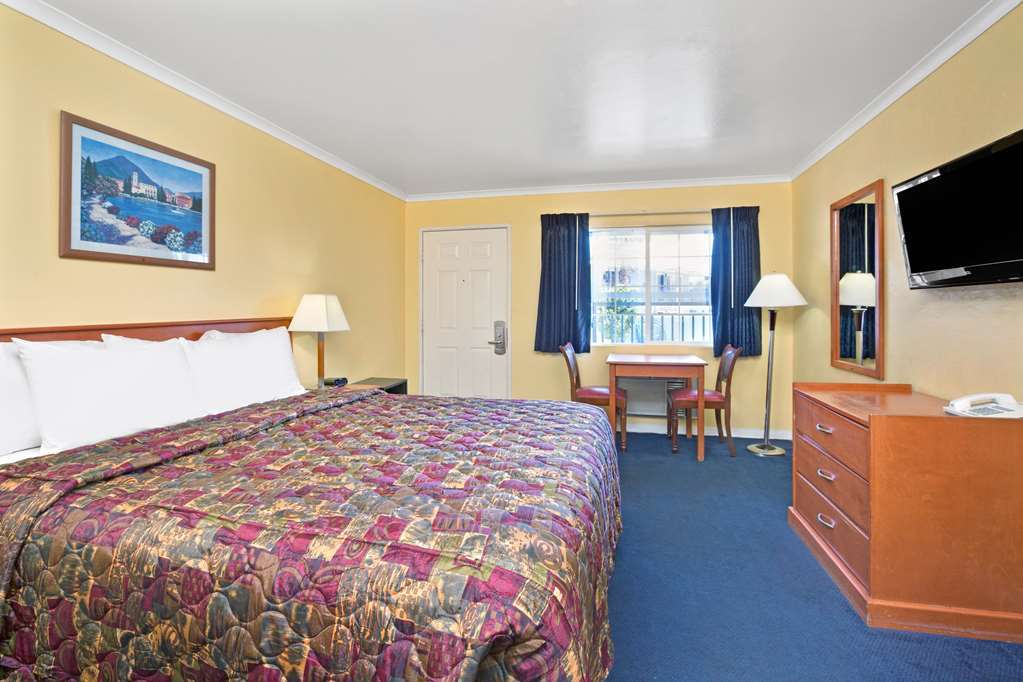 Knights Inn Santa Cruz Værelse billede