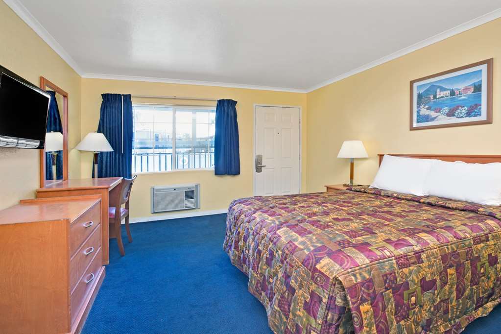 Knights Inn Santa Cruz Værelse billede